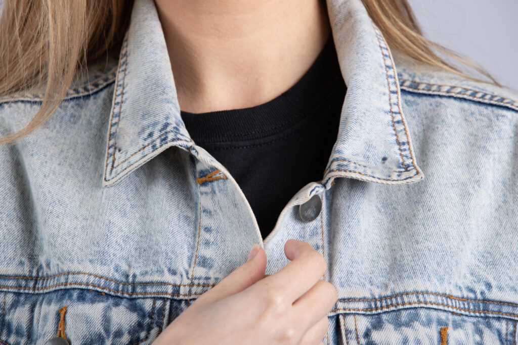 Styling ribbed collars and cuffs